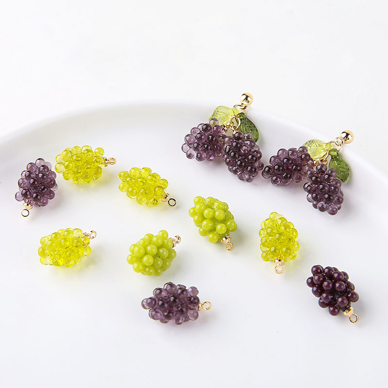 Resin Craft Projects - 6 Breloques en résine en forme